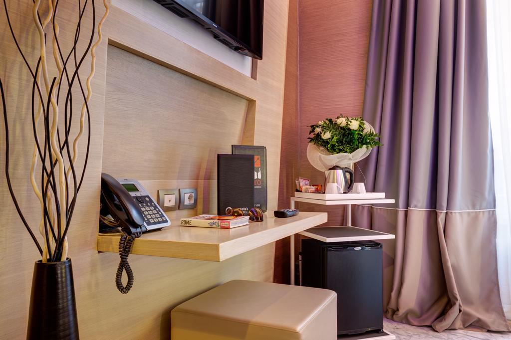 ธรรมา ลักชัวรี โฮเต็ล Hotel โรม ภายนอก รูปภาพ